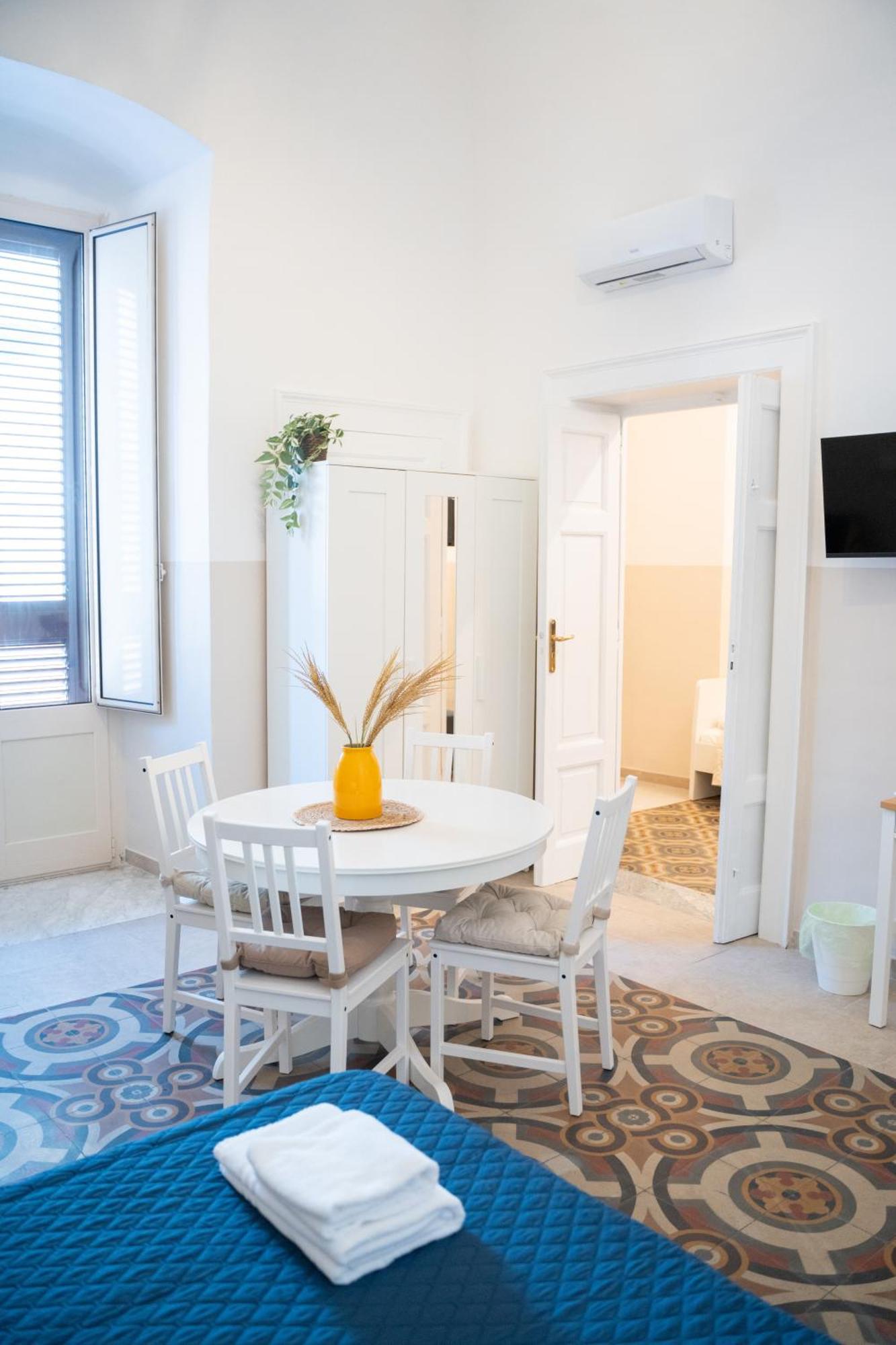 Principe Amedeo 93 Bed & Breakfast Bari Dış mekan fotoğraf