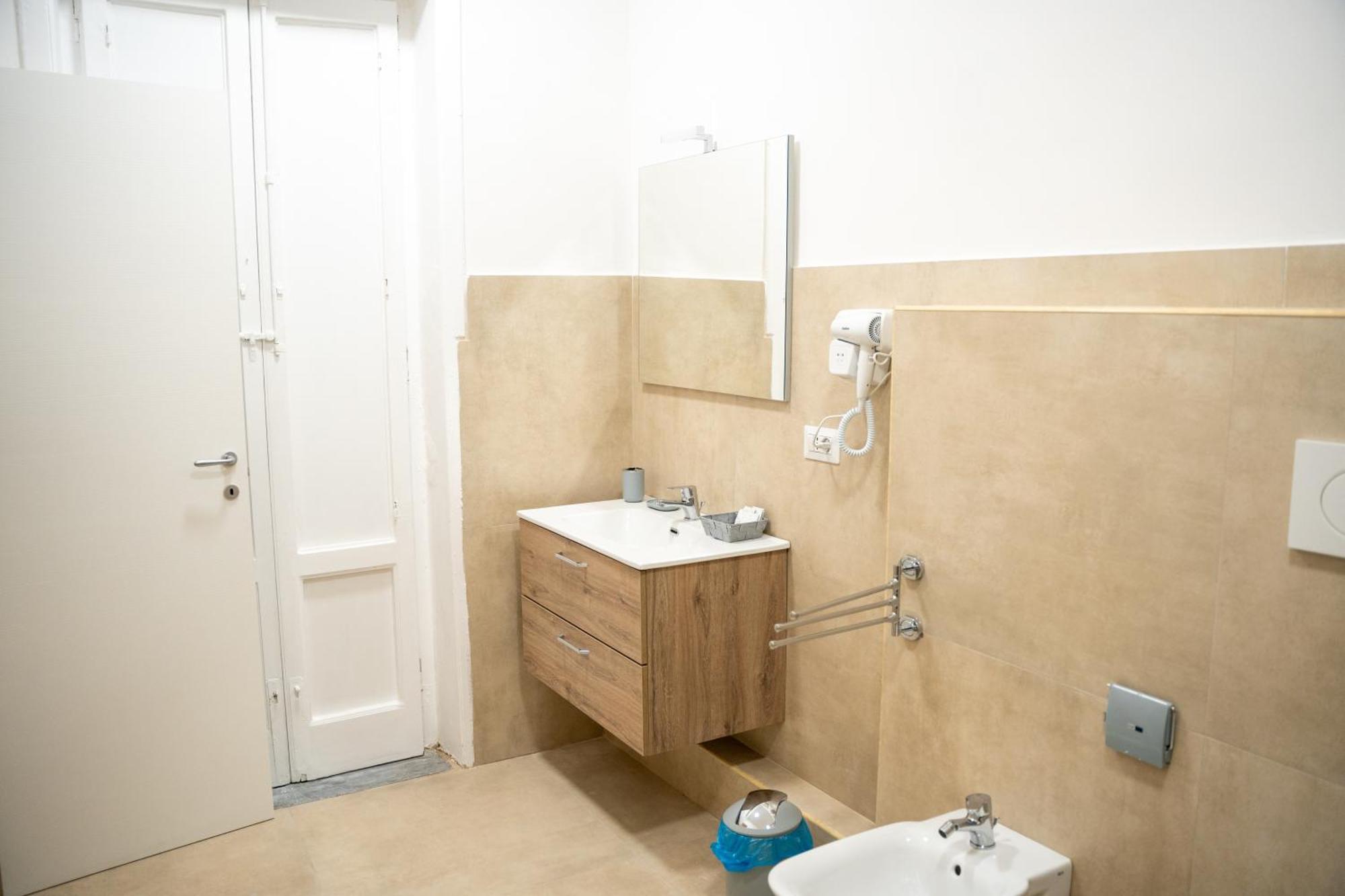 Principe Amedeo 93 Bed & Breakfast Bari Dış mekan fotoğraf